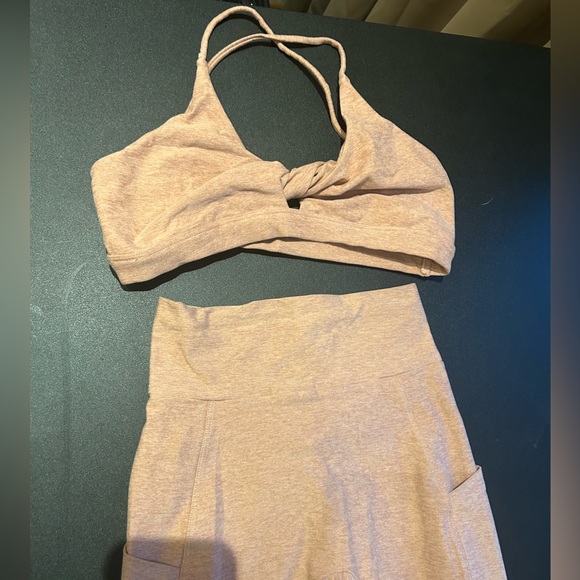 (3) Bombshell Workout Set Bundle - Picture 7 of 13